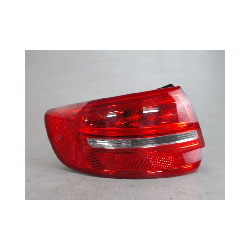 FEU ARRIERE GAUCHE  AUDI A3