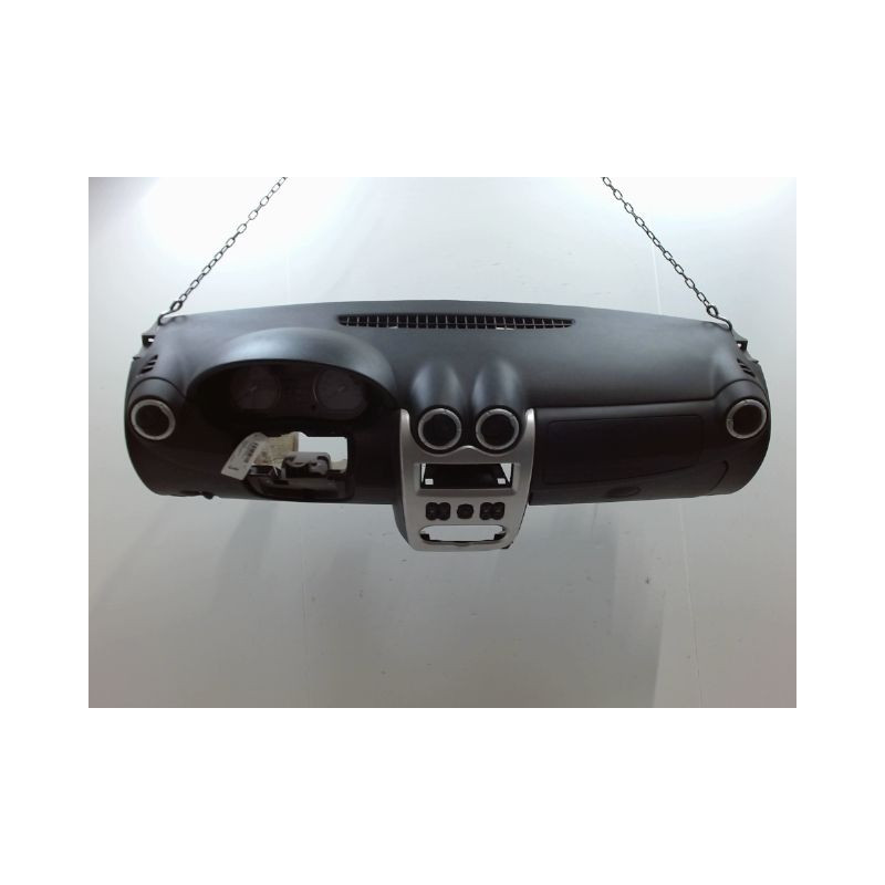 PLANCHE DE BORD  DACIA SANDERO I 2008-2012