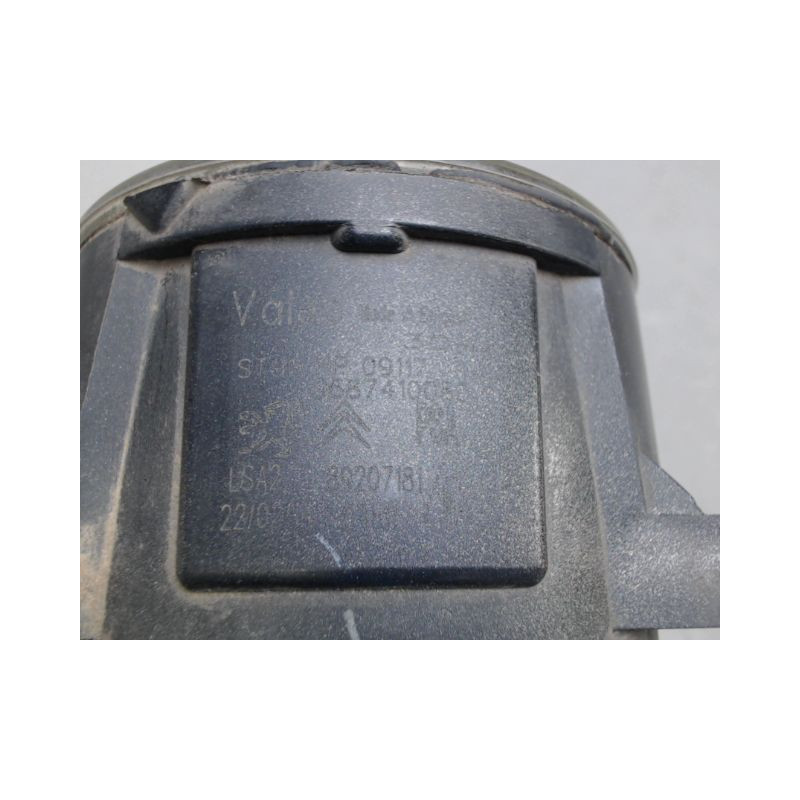 PHARE ANTIBROUILLARD AVANT DROIT CITROEN C4
