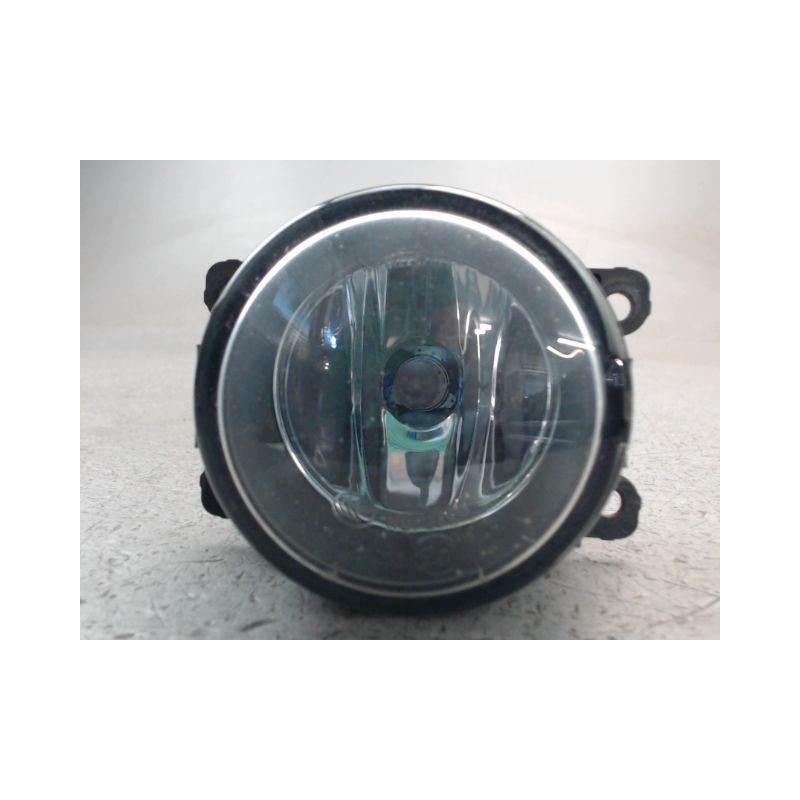 PHARE ANTIBROUILLARD AVANT GAUCHE SUZUKI SWIFT