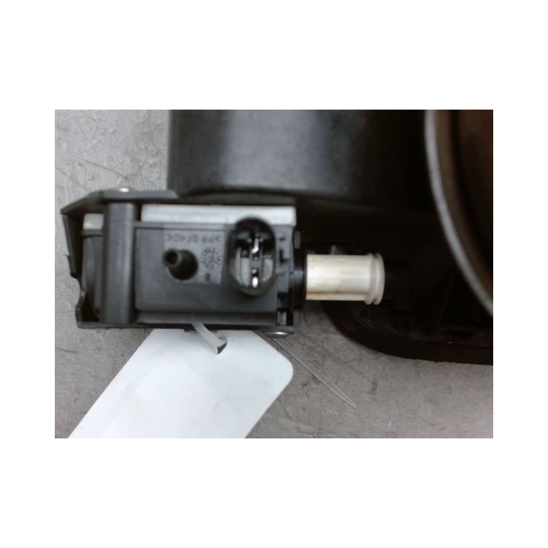 VOLET DE TRAPPE CARBURANT B.M.W. X1