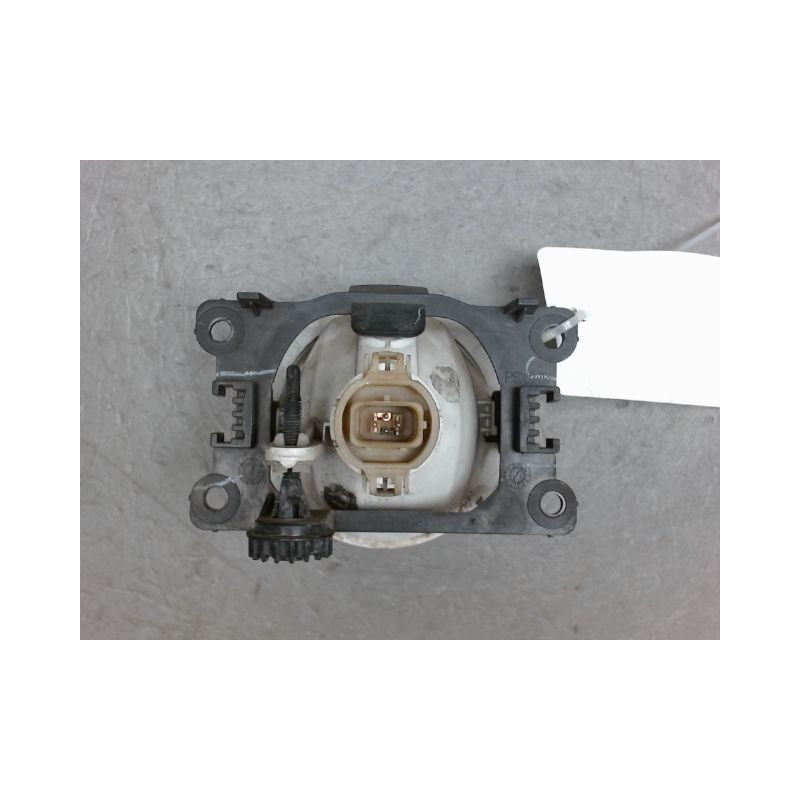 PHARE ANTIBROUILLARD AVANT GAUCHE PEUGEOT 2008 PHASE 1 DIESEL
