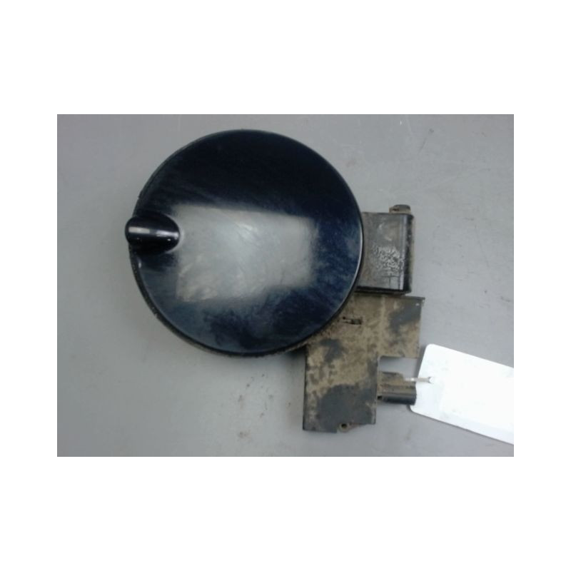 VOLET DE TRAPPE CARBURANT FORD FOCUS 2