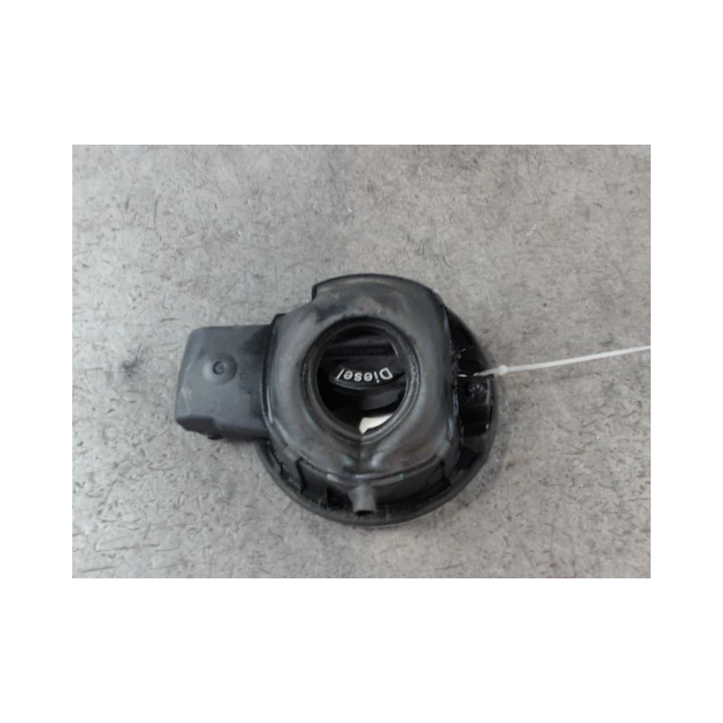 VOLET DE TRAPPE CARBURANT VOLKSWAGEN GOLF V 2003-2009