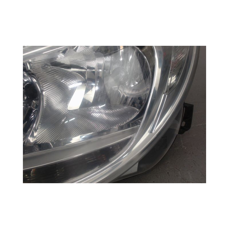 PHARE GAUCHE OPEL CORSA