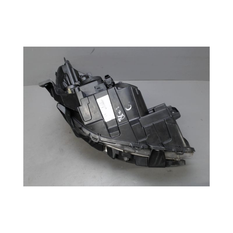 PHARE GAUCHE RENAULT CLIO
