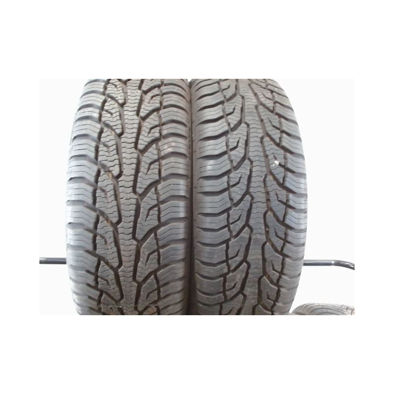 Paire de pneus UNIROYAL ALLSEASONEXPERT 2 205 60 16 96 H