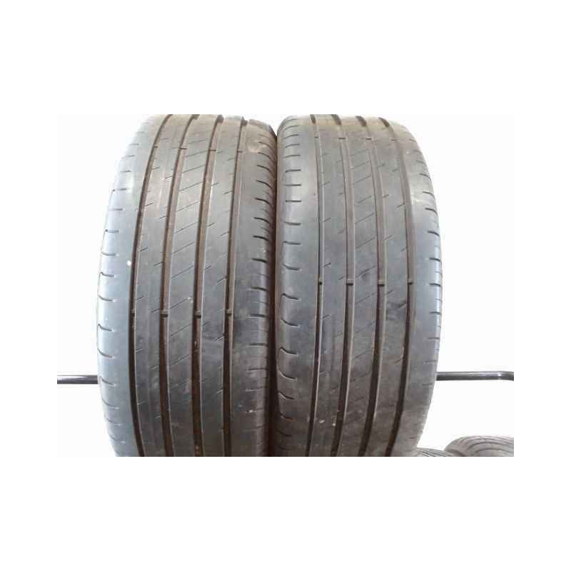 Paire de pneus GOOD YEAR EFFICIENT GRIP PERFORMANCE 2 205 50 17 89 V