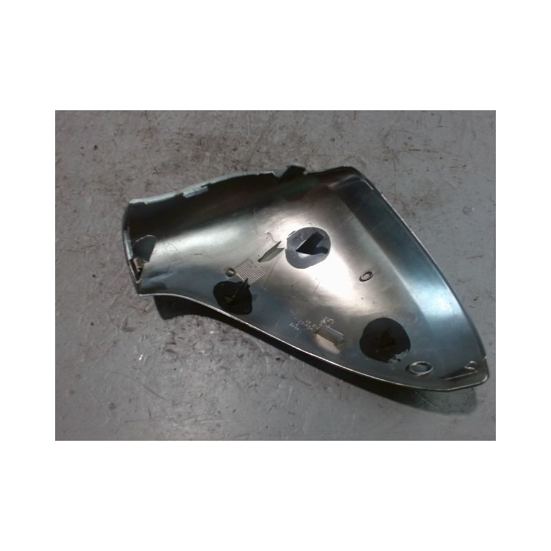 CARENAGE RETROVISEUR EXTERIEUR DROIT PEUGEOT 207 2011-