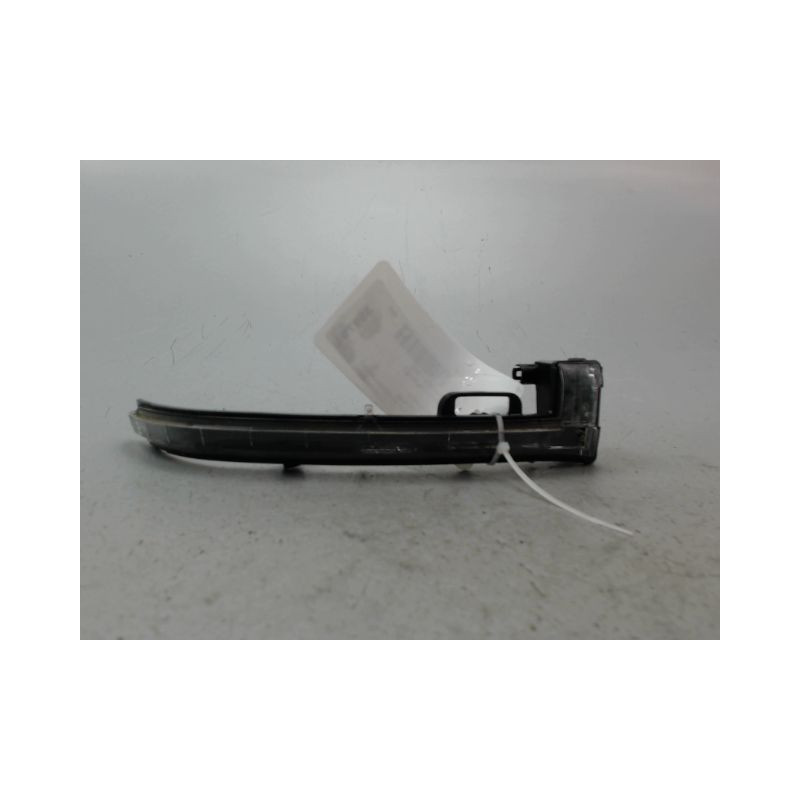 REPETITEUR RETROVISEUR DROIT PEUGEOT 308 2009-