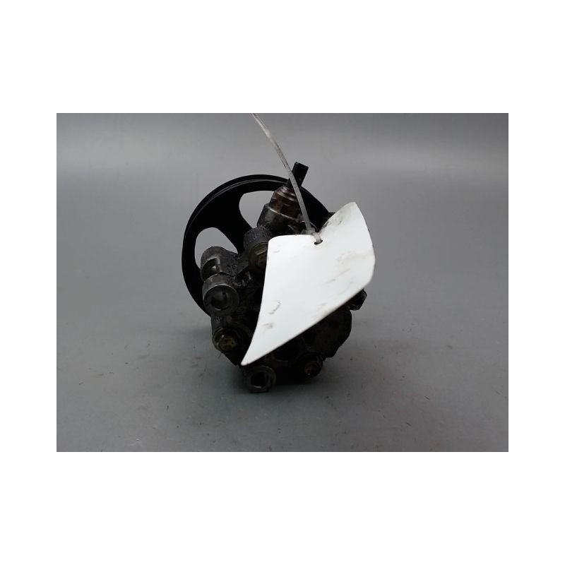 POMPE DIRECTION ASSISTEE TOYOTA AVENSIS 2000-2003