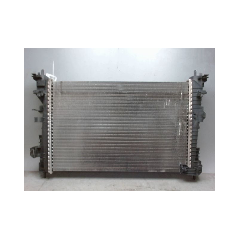 RADIATEUR ALFA ROMEO GUILIETTA 2010-
