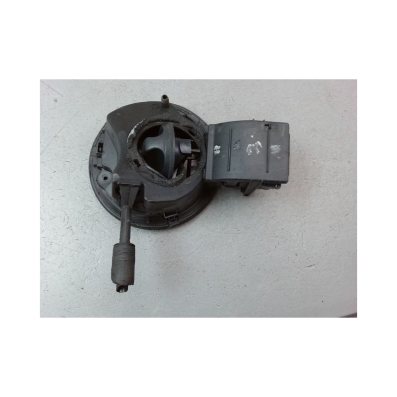 VOLET DE TRAPPE CARBURANT RENAULT CLIO IV