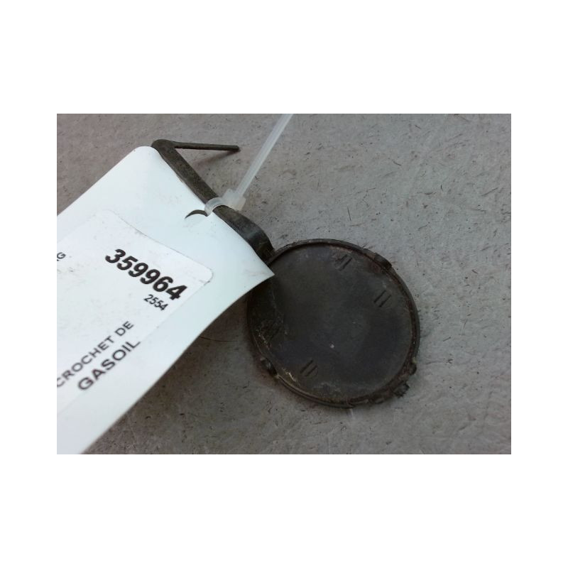 OBTURATEUR COUVRE CROCHET DE BOUCLIER AV PEUGEOT 508 2010-