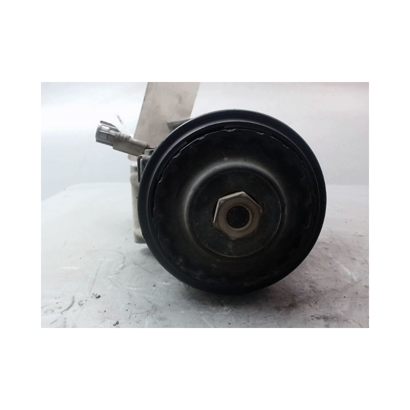 COMPRESSEUR AIR CONDITIONNE TOYOTA YARIS 2005-