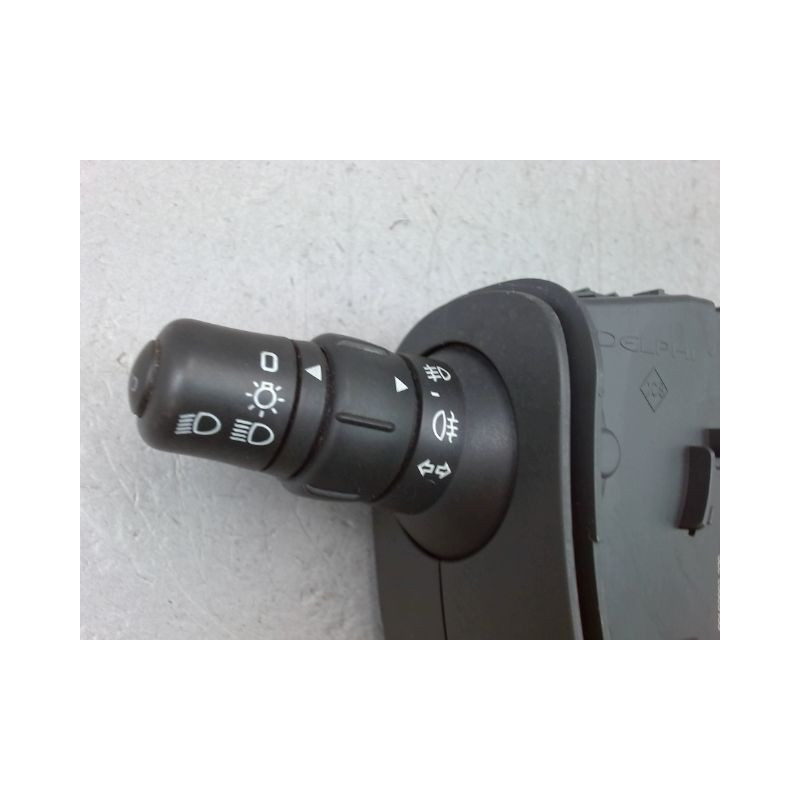 COMMANDE ECLAIRAGE RENAULT CLIO III ESTATE 2008-