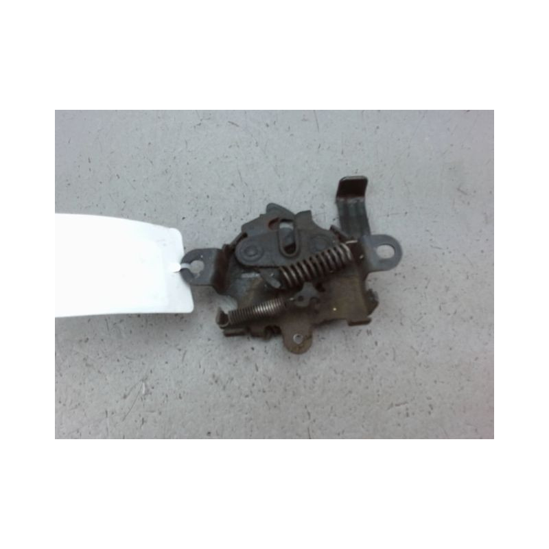 SERRURE CAPOT TOYOTA YARIS II Phase 2 2009-2011
