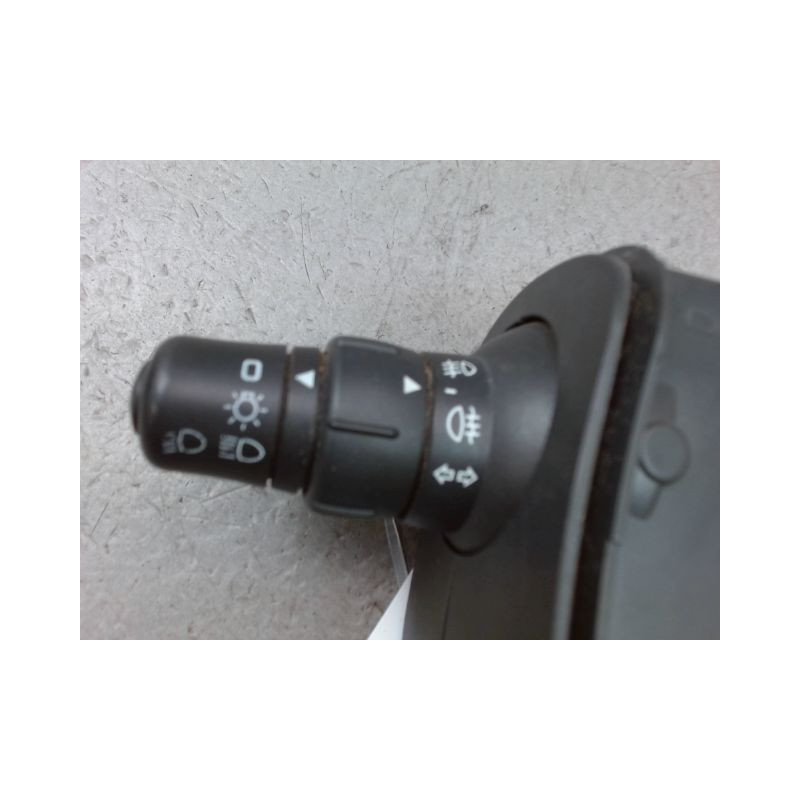 COMMANDE ECLAIRAGE RENAULT MODUS Phase 1 2004-2007