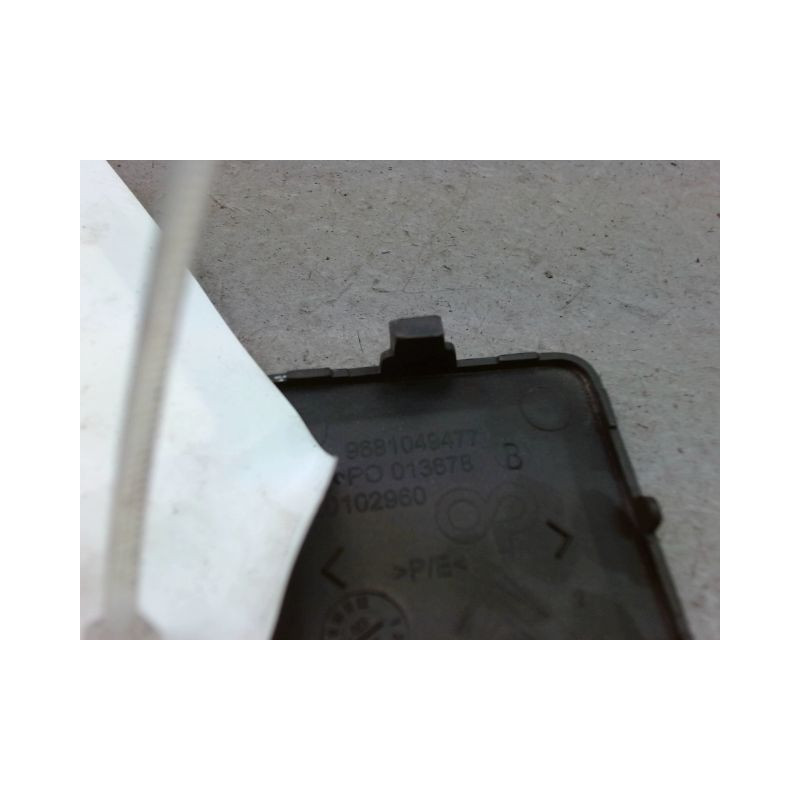 OBTURATEUR COUVRE CROCHET DE BOUCLIER AR CITROEN C5 BERL. II (X7) 2008-...
