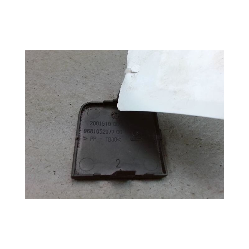 OBTURATEUR COUVRE CROCHET DE BOUCLIER AV CITROEN C5 BERL. II (X7) 2008-...