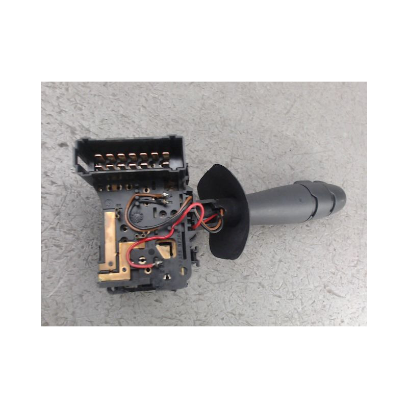 COMMANDE CLIGNOTANT RENAULT LAGUNA
