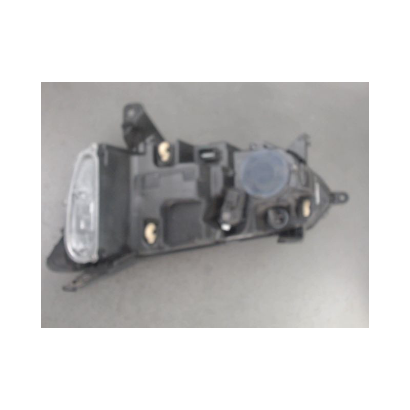 PHARE DROIT DACIA SANDERO