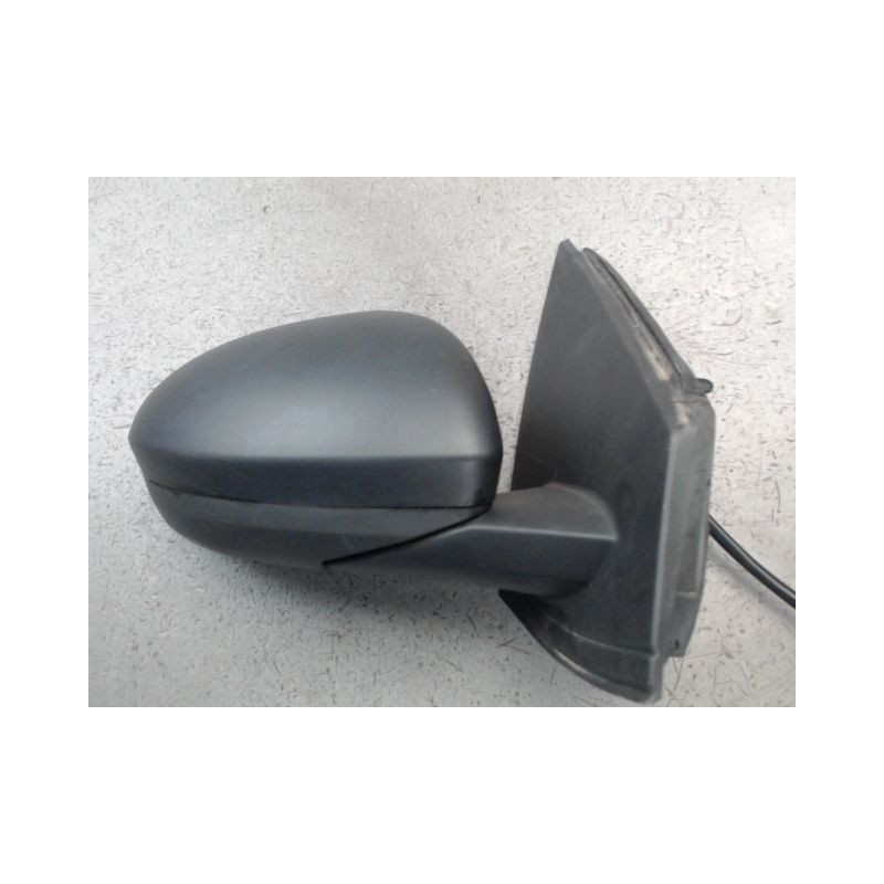 RETROVISEUR EXTERIEUR DROIT DACIA SANDERO