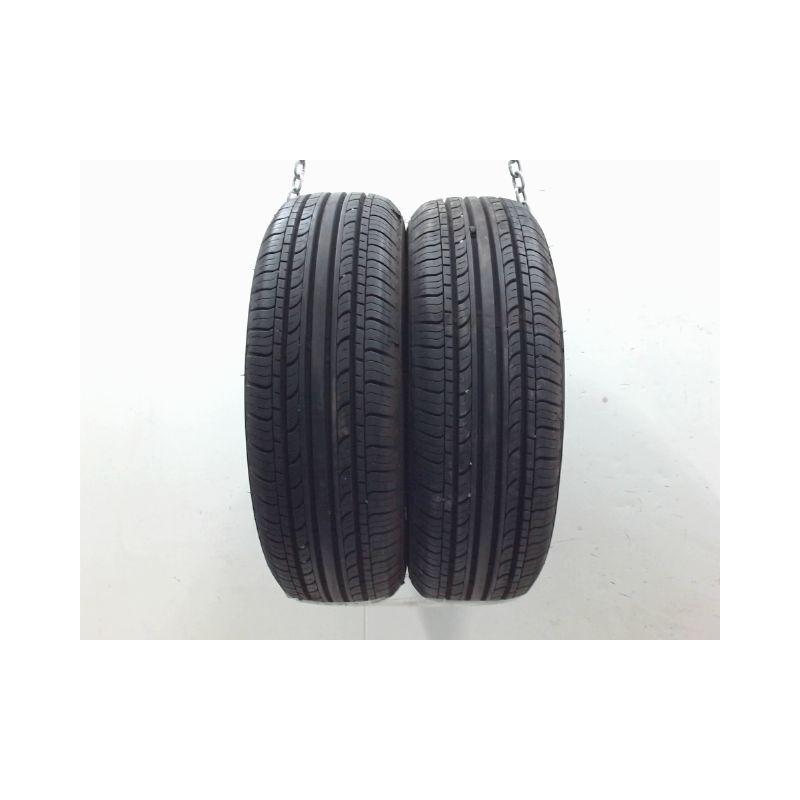 Paire de pneus ROVELO RHP780 P 185 65 15 88 H