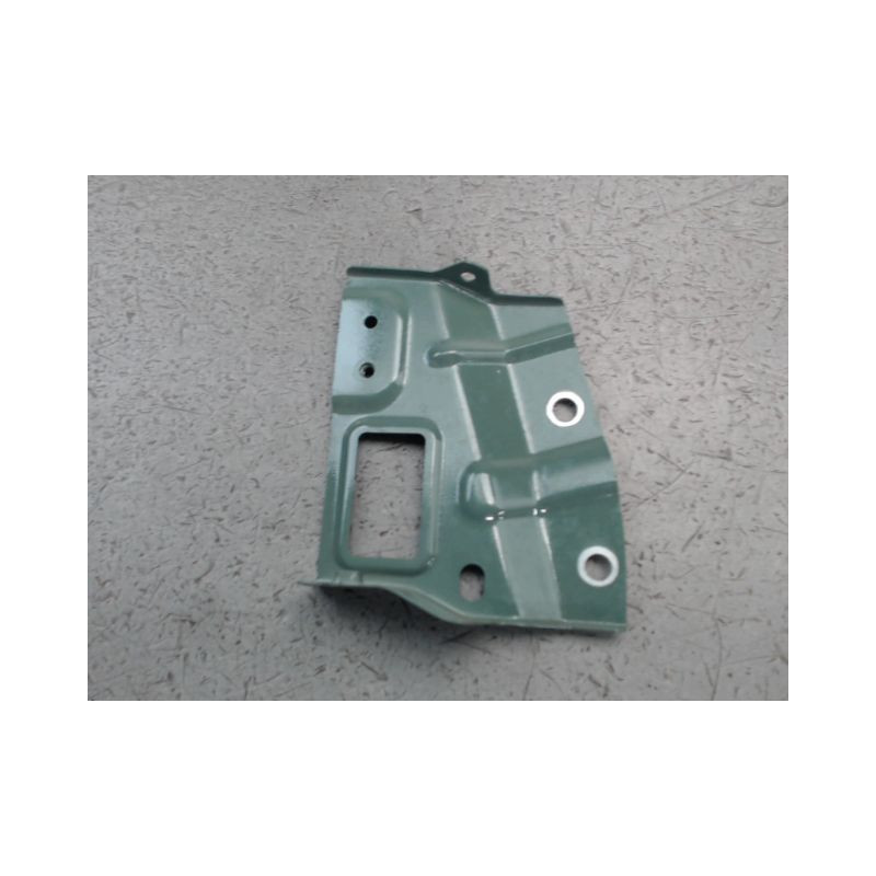 TOLE PORTE PHARE GAUCHE DACIA SPRING