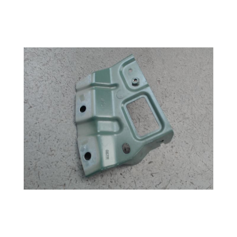 TOLE PORTE PHARE GAUCHE DACIA SPRING