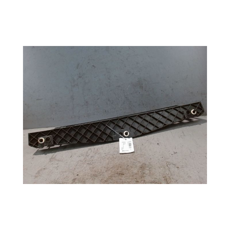 SUPPORT CENTRAL PARE-CHOC ARRIERE  PEUGEOT 308