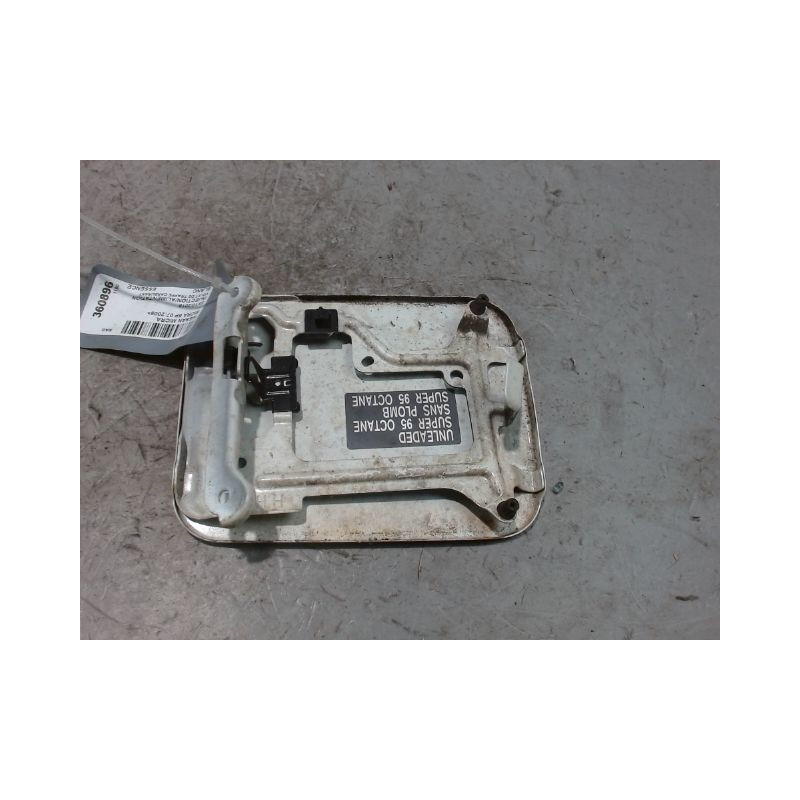 VOLET DE TRAPPE CARBURANT NISSAN MICRA 2009-