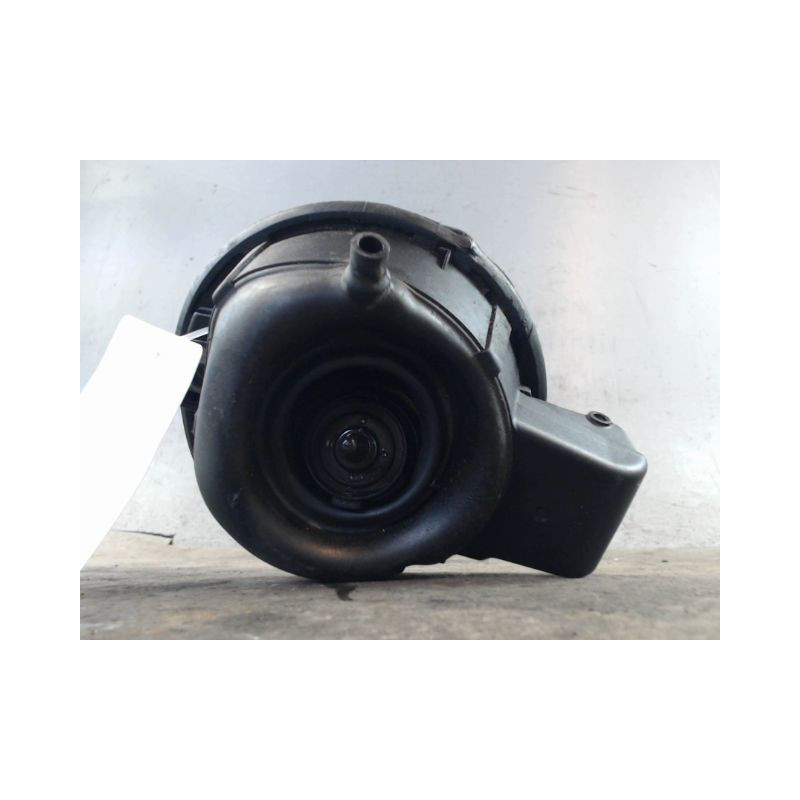 VOLET DE TRAPPE CARBURANT VOLKSWAGEN TIGUAN 2009-