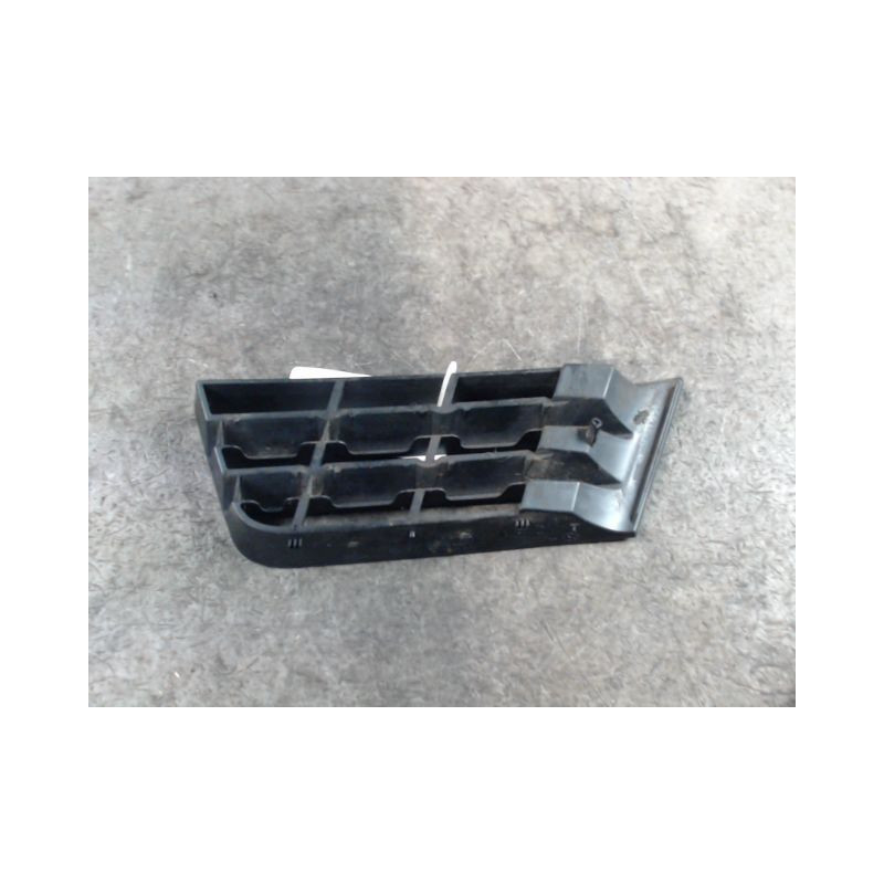 GRILLE CALANDRE DROIT RENAULT LAGUNA II ESTATE 2005-2007