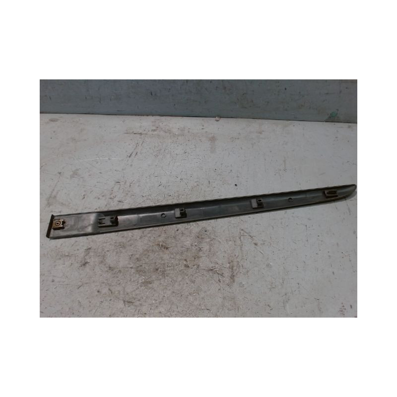 PROTECTION PORTE ARRIERE DROIT RENAULT CLIO III 2010-