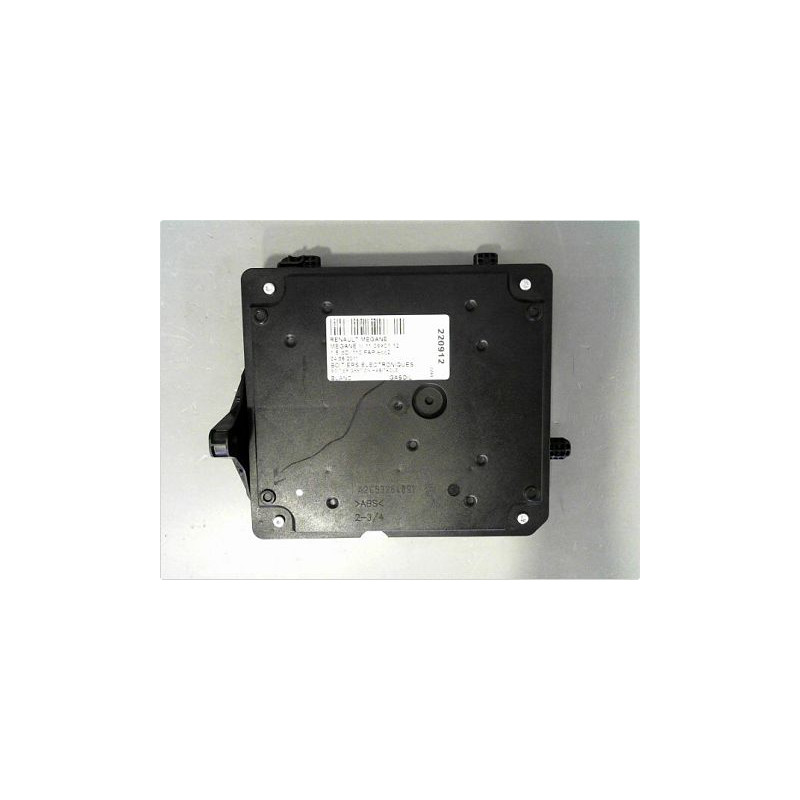 BOITIER GESTION HABITACLE RENAULT MEGANE III 08-12