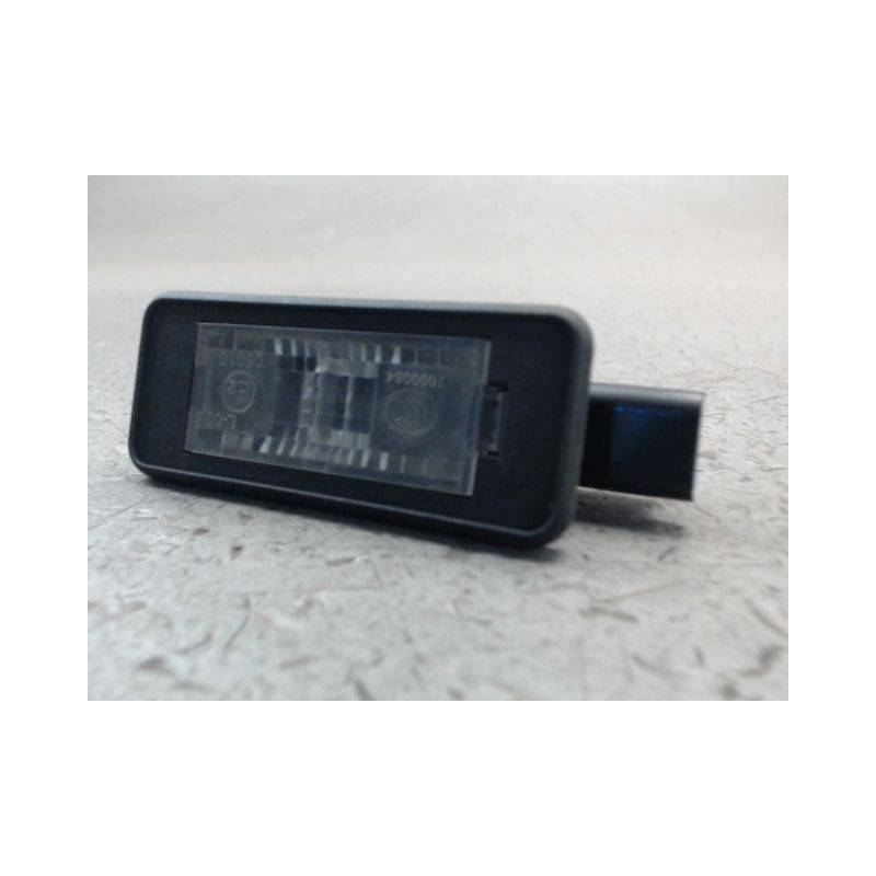ECLAIREUR PLAQUE DE POLICE DROIT PEUGEOT 308