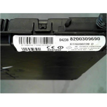 BOITIER GESTION HABITACLE RENAULT GRAND SCENIC II 2004-06