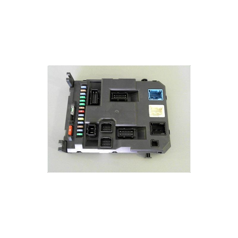 BOITIER GESTION HABITACLE PEUGEOT 207 06-13