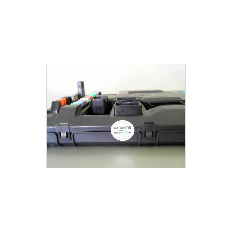 BOITIER GESTION HABITACLE PEUGEOT 207 06-13