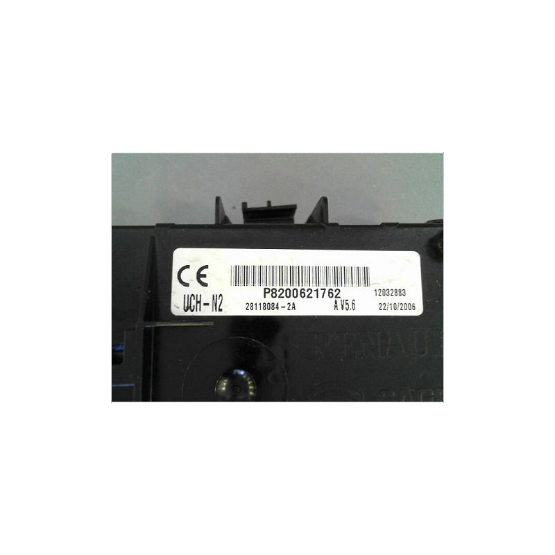 BOITIER GESTION HABITACLE RENAULT CLIO II CAMPUS 06-09