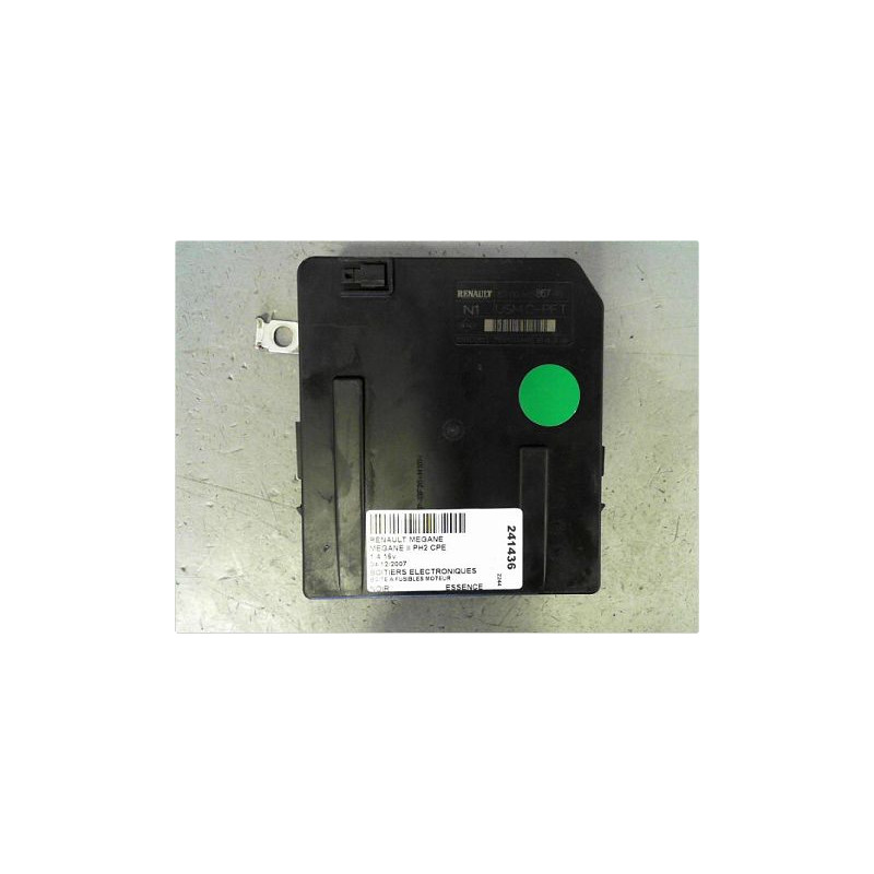 BOITE A FUSIBLES RENAULT MEGANE II PH2 CPE 06-09
