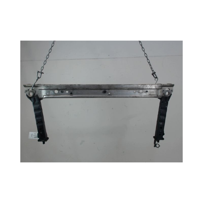 TRAVERSE INFERIEURE ARMATURE AVANT RENAULT MEGANE III ESTATE 09-