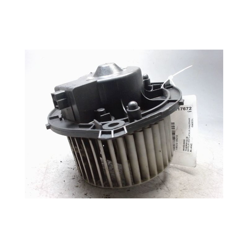 MOTEUR VENTILATEUR CHAUFFAGE IVECO 35C12