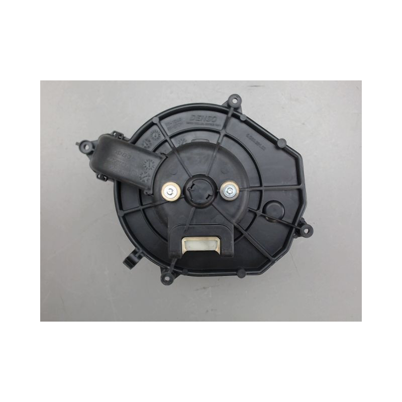 MOTEUR VENTILATEUR CHAUFFAGE PEUGEOT PARTNER
