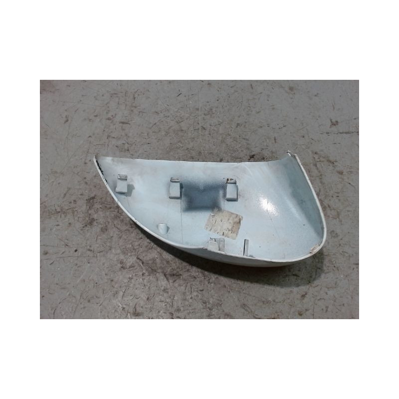 CARENAGE RETROVISEUR EXTERIEUR GAUCHE FORD FIESTA 2005-