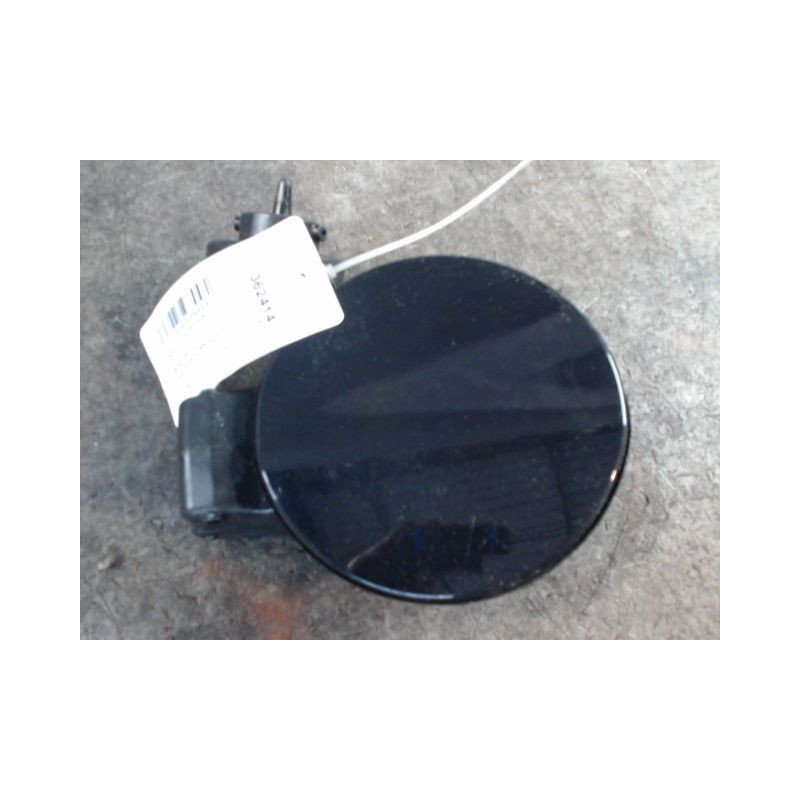 VOLET DE TRAPPE CARBURANT VOLKSWAGEN PASSAT SW 2005-