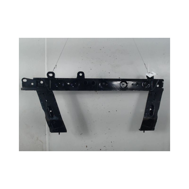 TRAVERSE INFERIEURE ARMATURE AVANT RENAULT CLIO