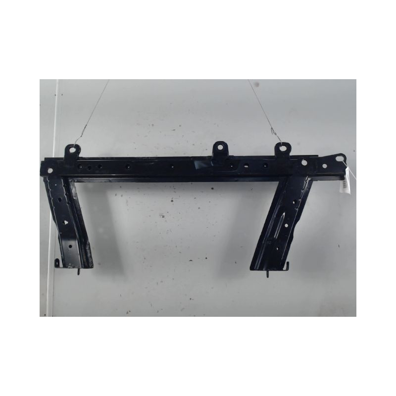 TRAVERSE INFERIEURE ARMATURE AVANT RENAULT CLIO