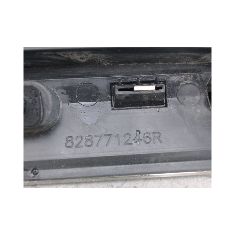 PROTECTION PORTE ARRIERE GAUCHE RENAULT CLIO